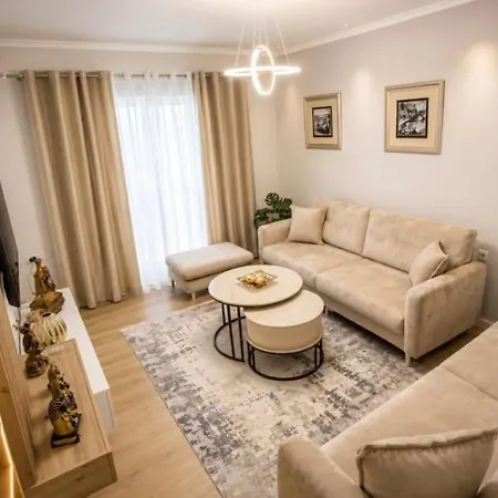 Fida Lägenhet Tirana